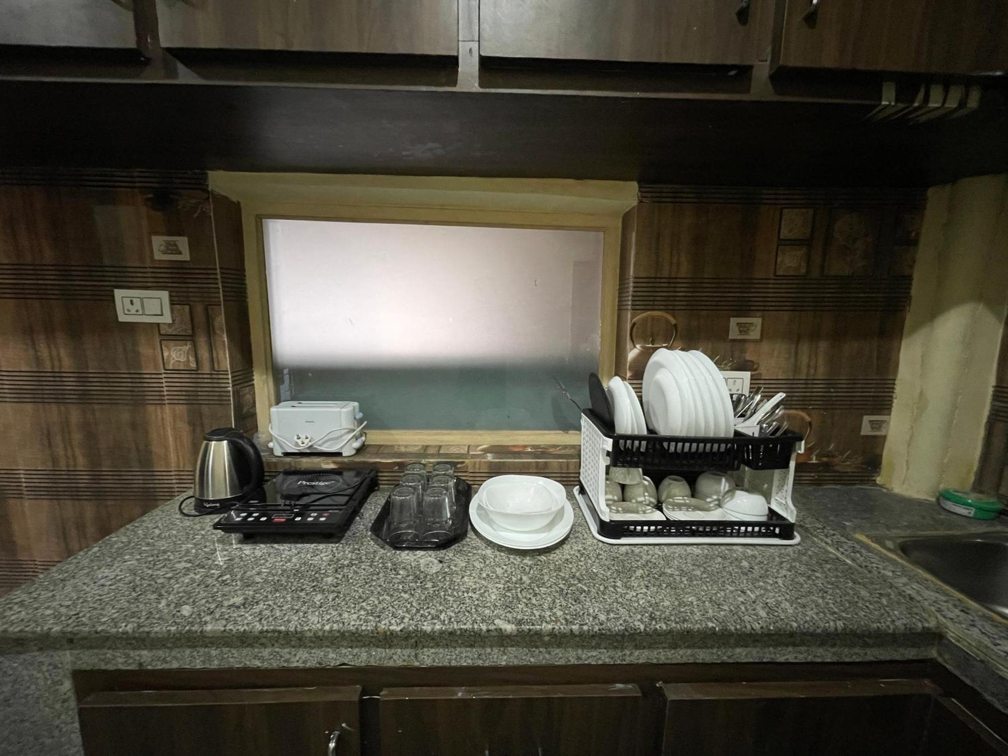 The Khayabaan - Luxurious Home Stay Away From Home Srinagar  Ngoại thất bức ảnh